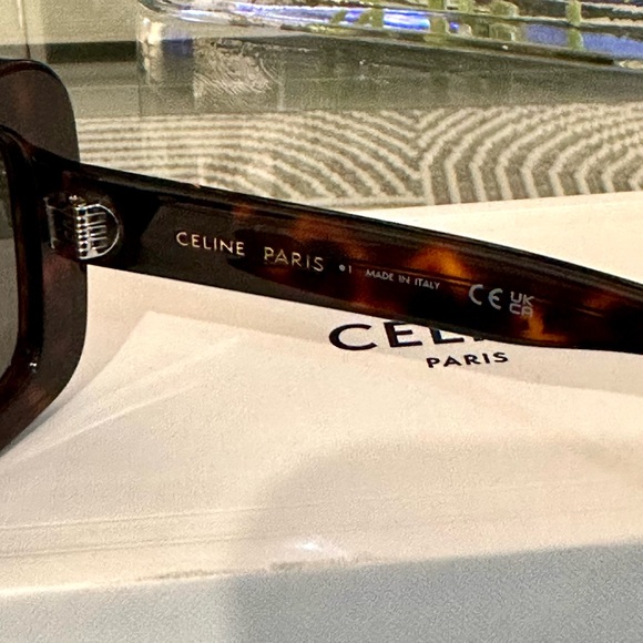 New! CELINE Triomphe 56mm Square Sunglasses - Havana Brown - Picture 5 of 6